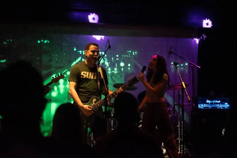 Explosive Alternative Rock Built for an Unforgettable Night