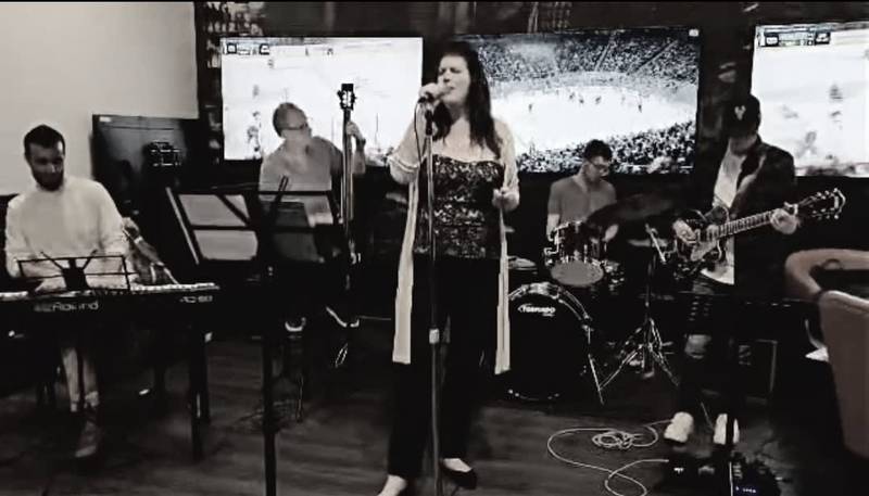 Jazz vocalist and Band available for events